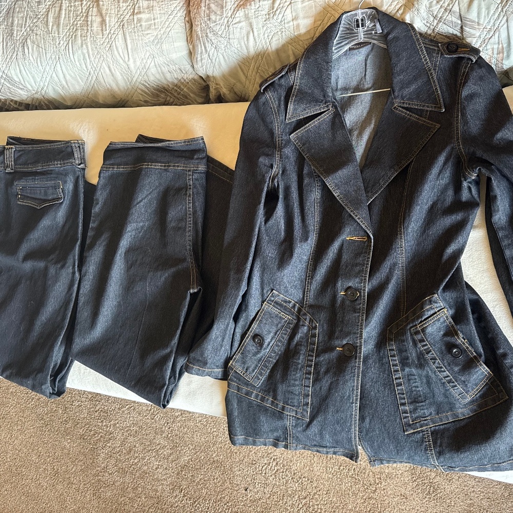 Bisou Bisou Stretch denim 3 pieces - Jacket & 2 pants Sz L 14